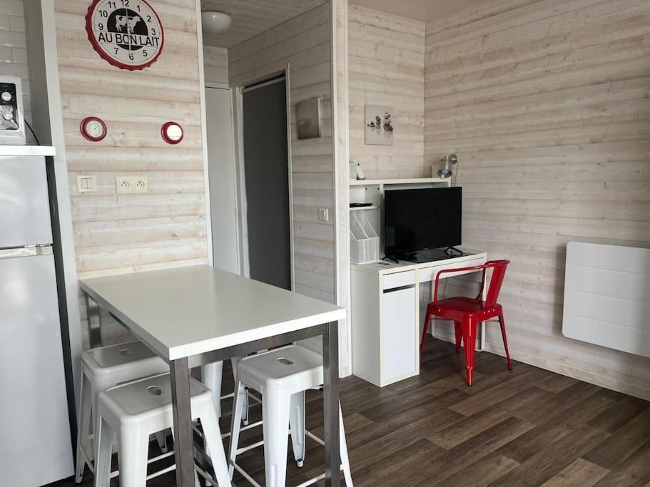 Studio Hyper Centre Порнише Экстерьер фото